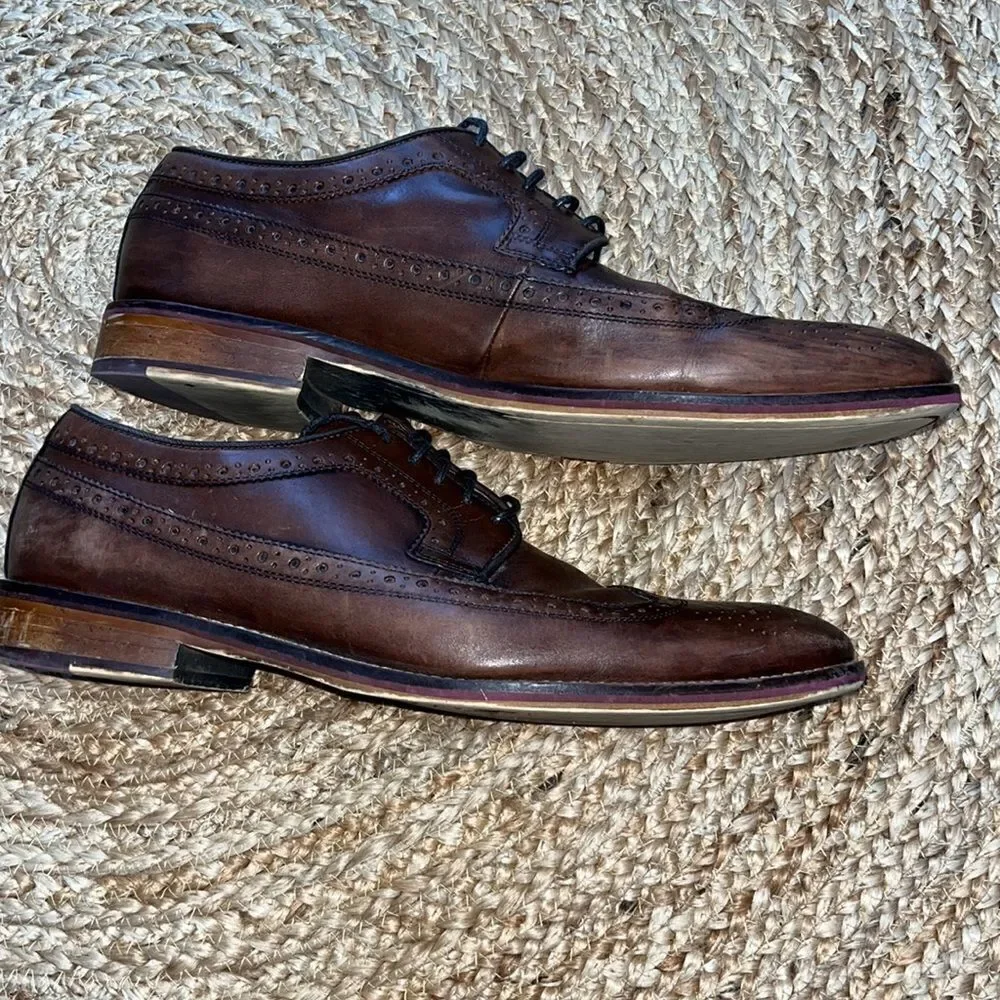 Johnston & Murphy wingtip leather brown shoes. Size 12M
